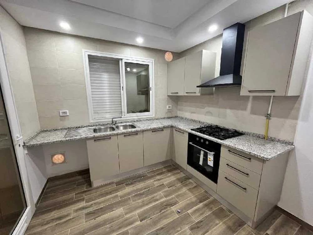 📍LA SOUKRA : APPARTEMENT S+2  A LOUER 
