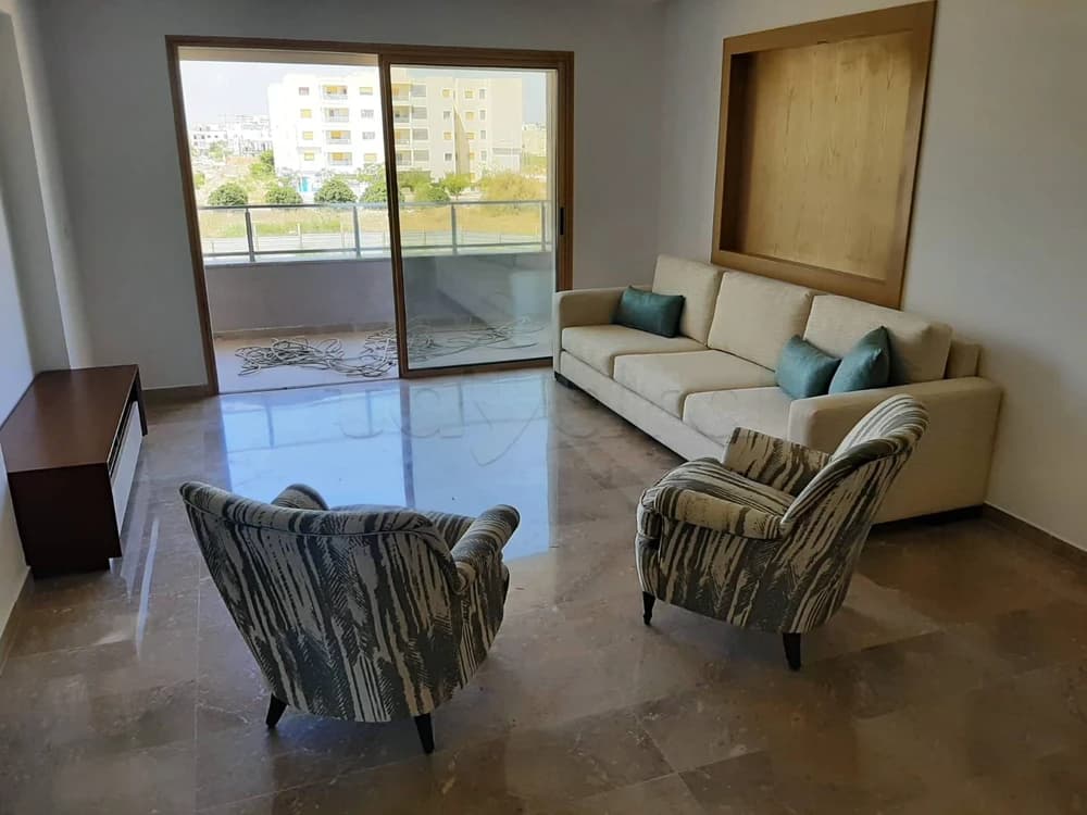 Appartement à jardin de carthage jamais habité haut standing 