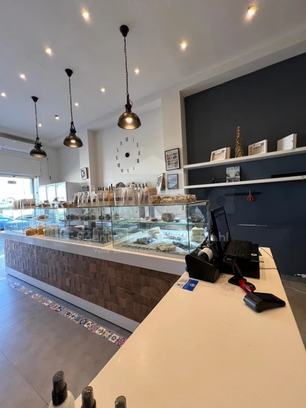 À VENDRE Fond de commerce situé à Khzema ouest