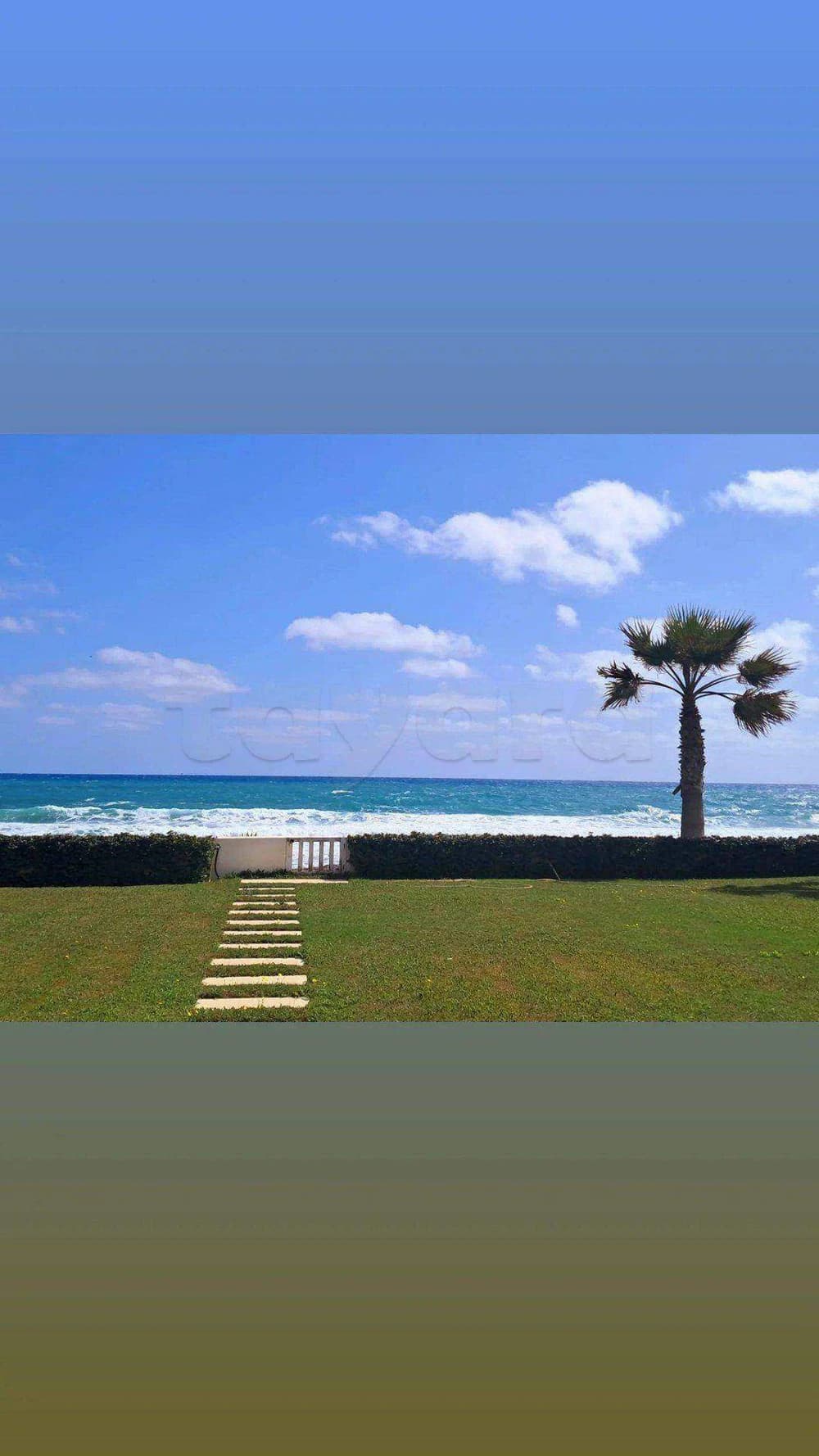 Maamoura Plage loue villa pieds dans l'eau pour séjours et cérémonies 