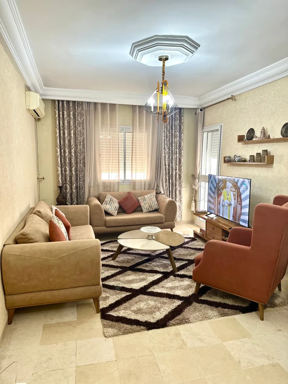 À vendre – Appartement S+3 spacieux (126 m²) à Borj Louzir – Cité Esseha, Résidence Mabrouka