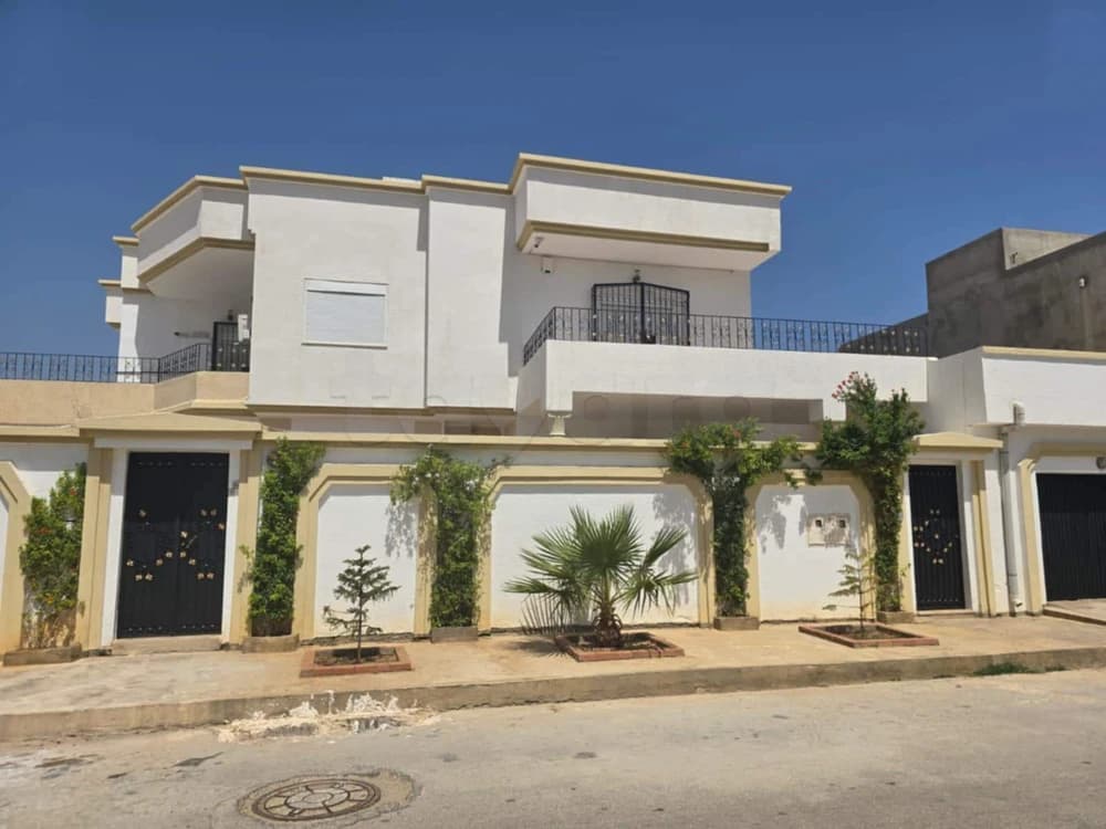Villa de 514 m² à Borj Cedria