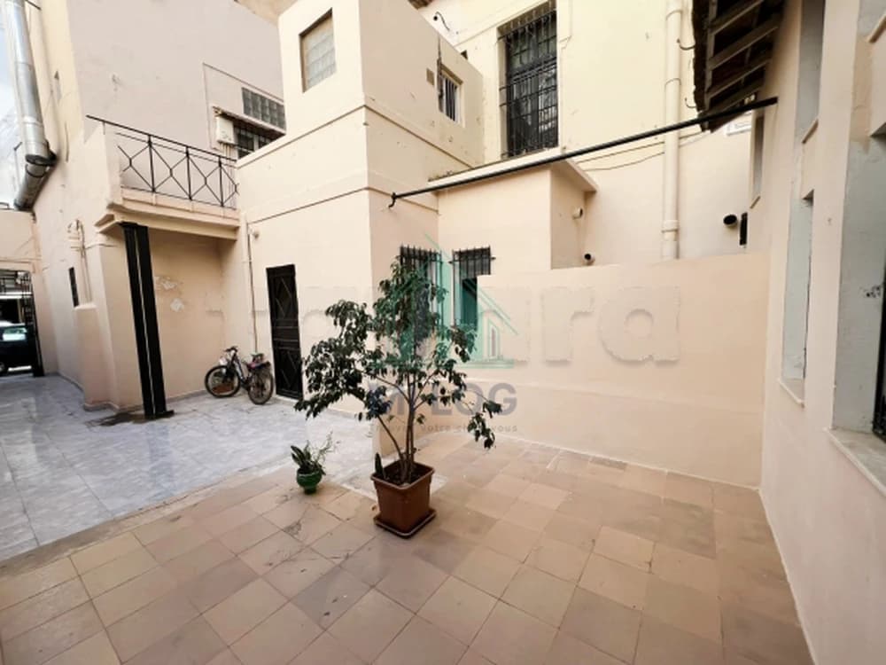 Local commercial de 102m² Tunis