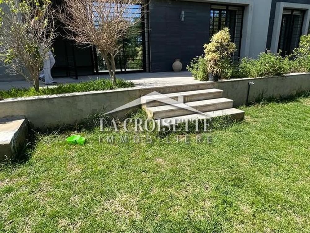 Appartement S+4 avec jardin à louer à La Marsa ZAL1758