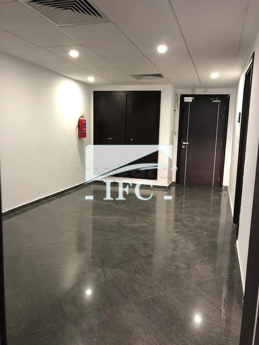 Bureau en 3 espaces-90m²-CUN-IFCU218