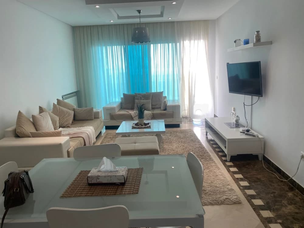 Un beau s+ 2 Richement meublé 