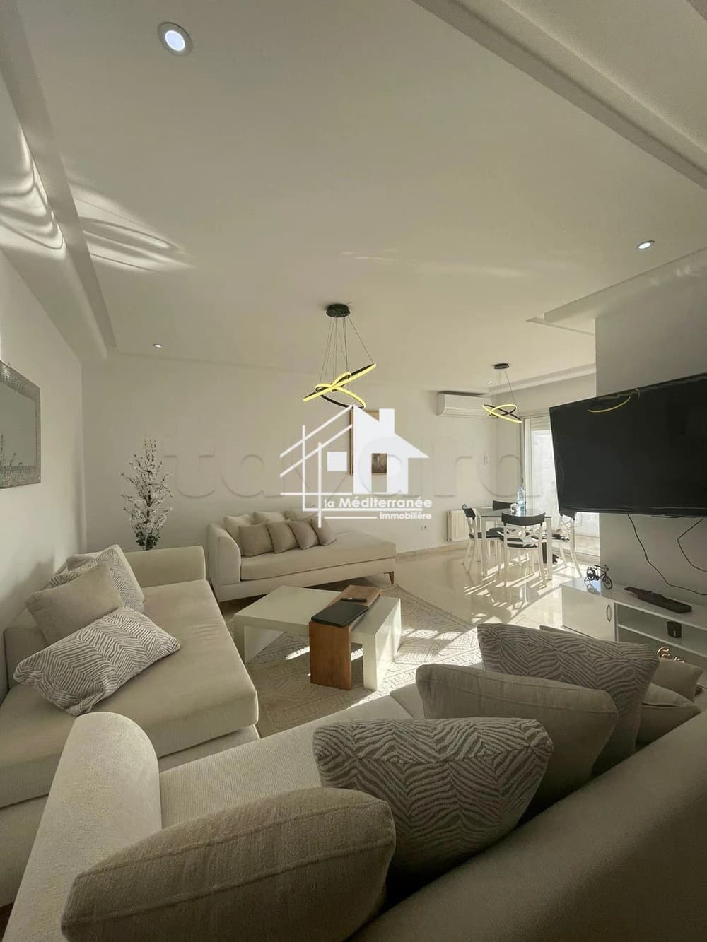 A vendre appartement S+3 au bardo 2 ras tabia