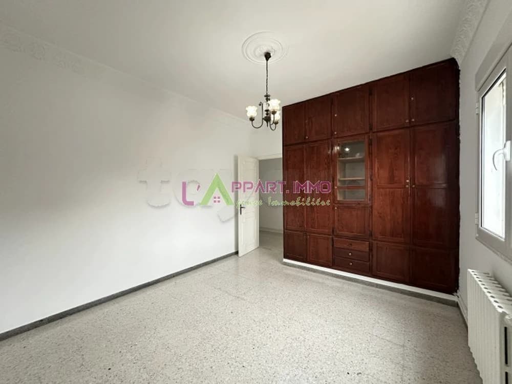 Etage de villa s+3 Nouvelle Madina