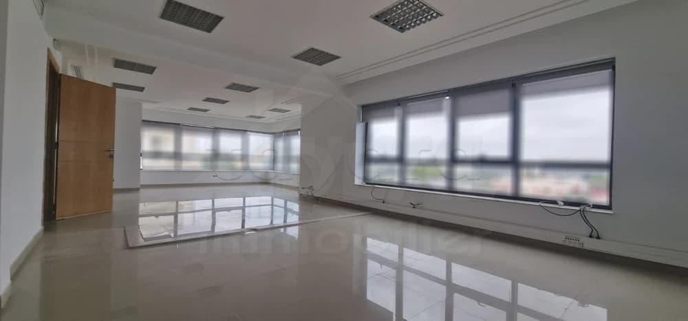 AL Bureau A+7 au Lac1