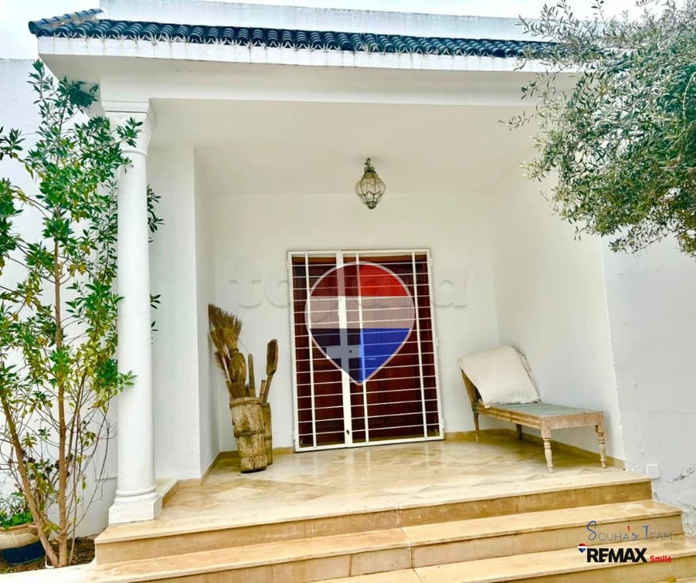  En exclusivité – À louer Villa S+4 vide à Chotrana II