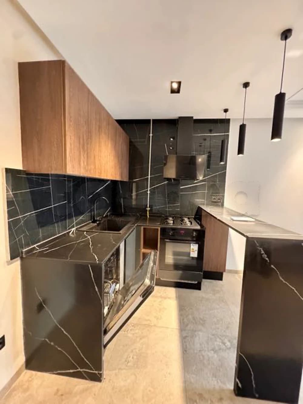 🏡 À LOUER – Appartement S+1 | Jamais Habité
📍 Nouvelle Soukra
