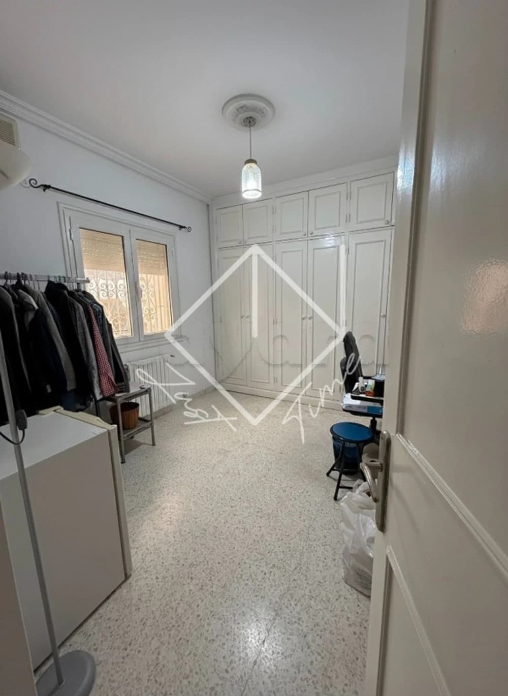 Villa en duplex S+3 à vendre à cité nkhilette