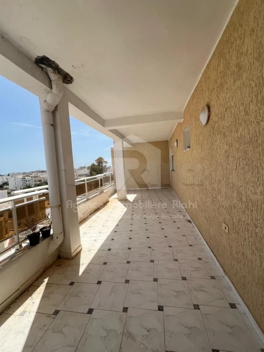 À LOUER | Appartement S+1 non meublé | Hammem Sousse - route principale