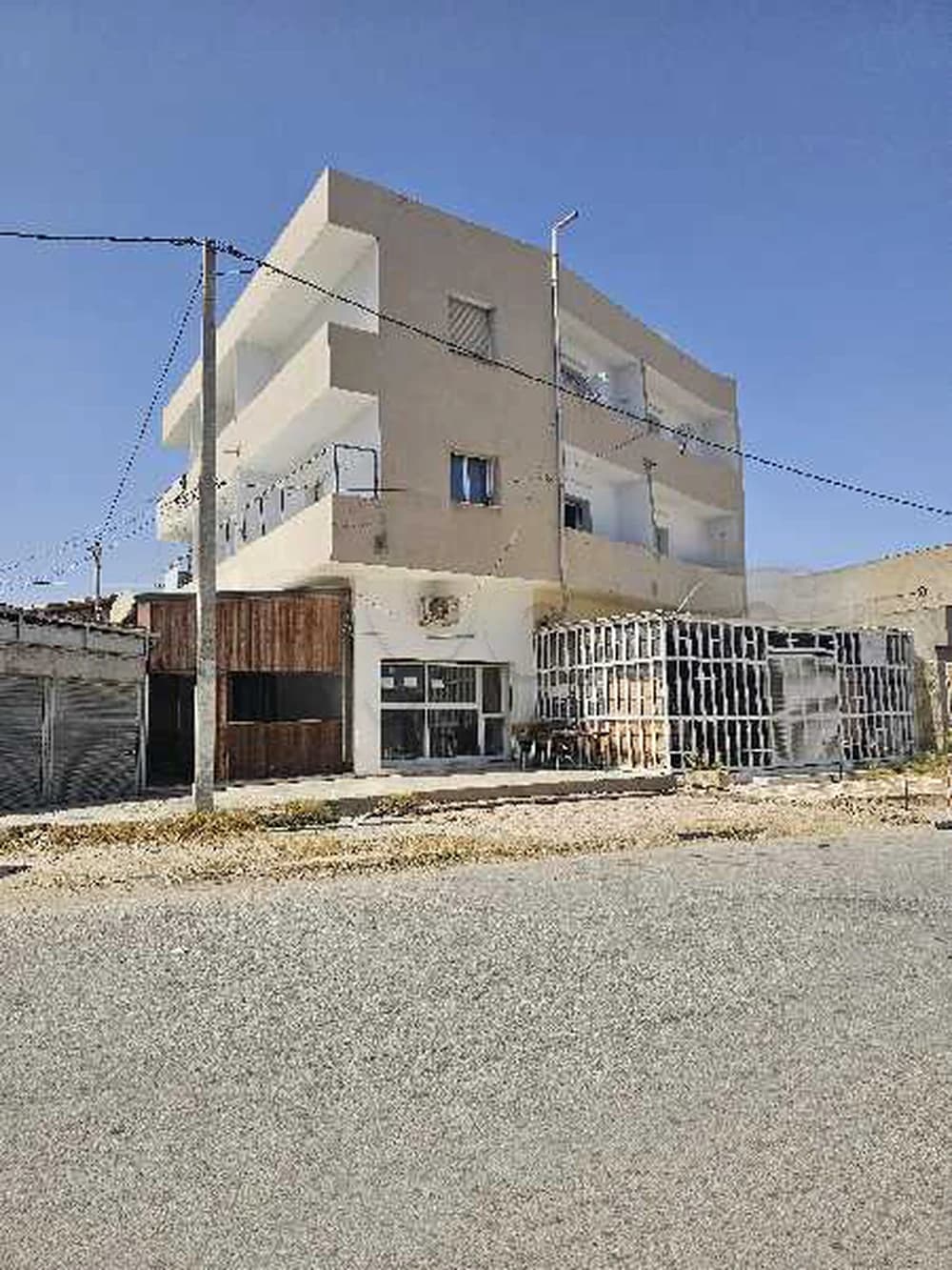 عمارة للبيع بطريق سكرة كلم 4