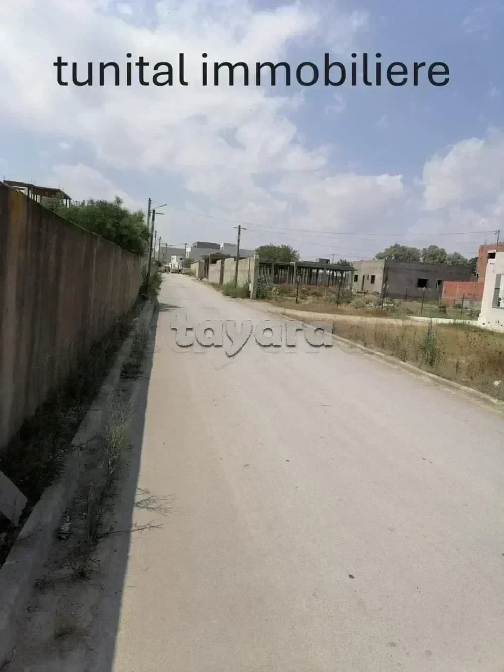 Gammarth Harrouch : A vendre terrain bon emplacement