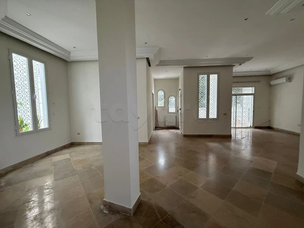 A louer une villa à la Marsa ville 
