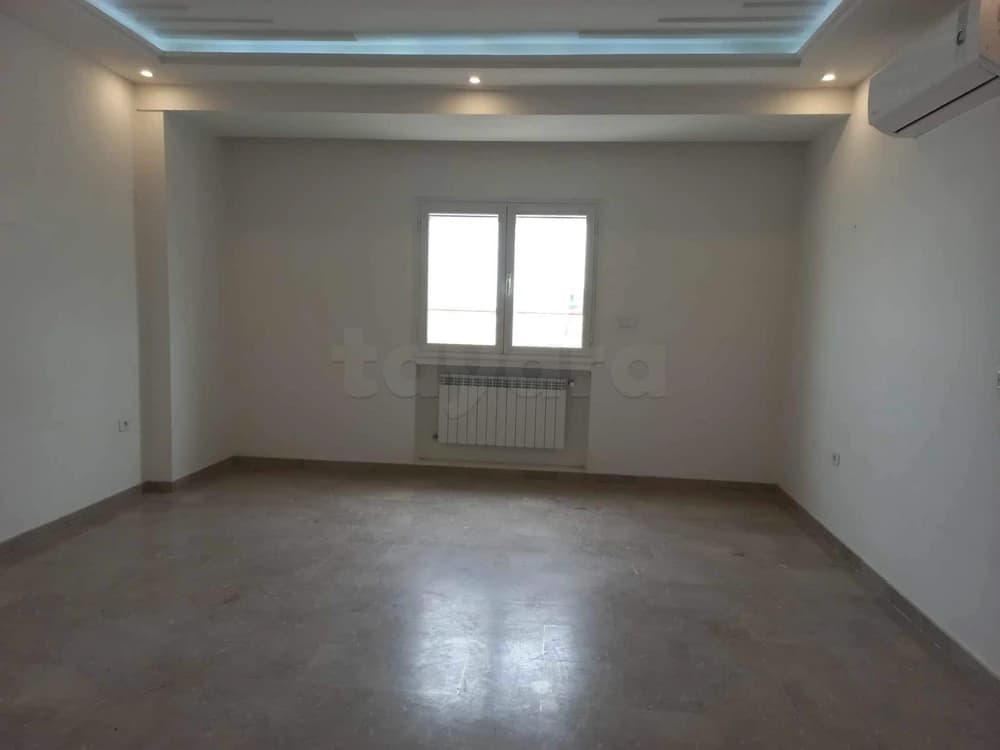 A louer appartement S+3 la Soukfra Sidi Fradj