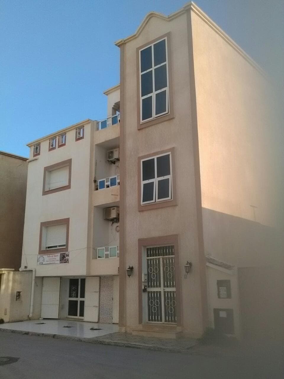A vendre appartement Borj Cedria