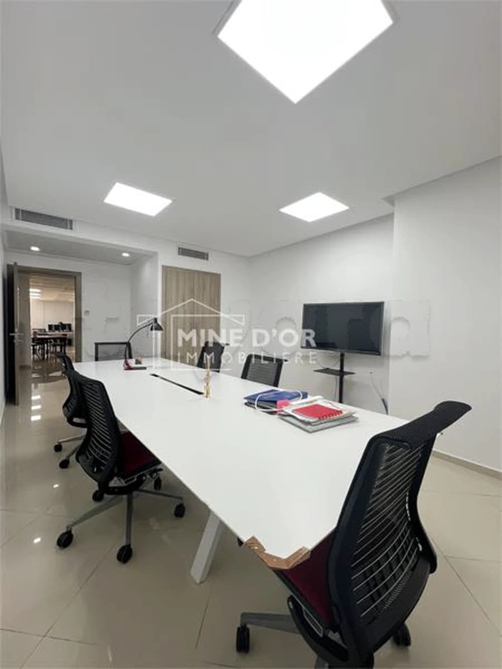 A louer |Open space +2 pièces_200m²_CUN 