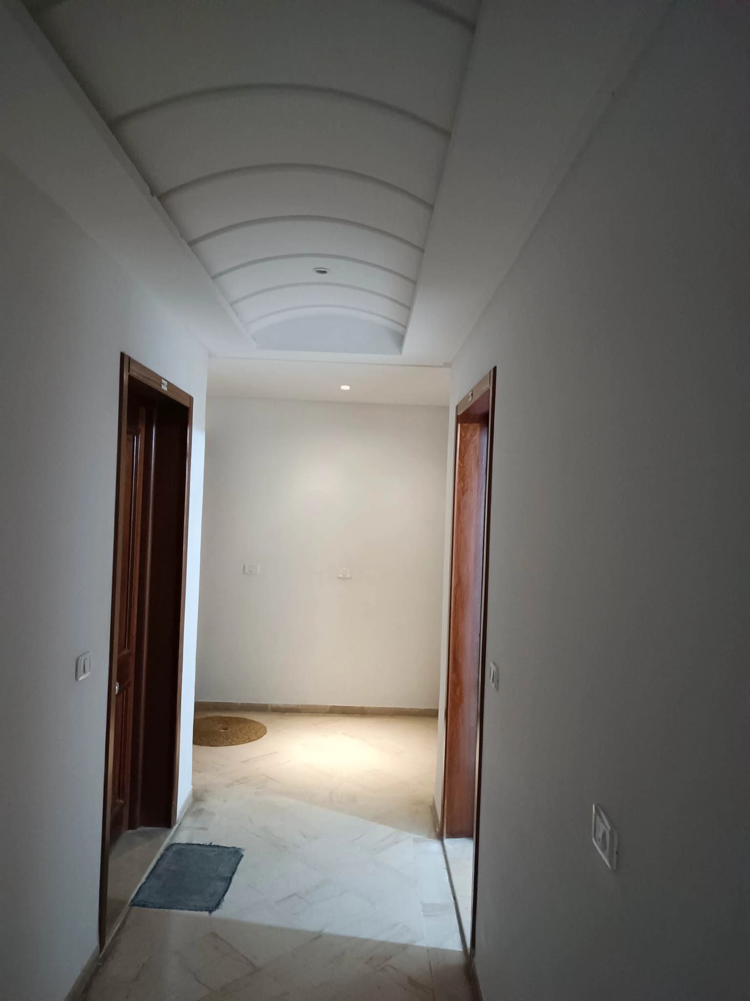 Appartement S0+parking Sol y compris syndique