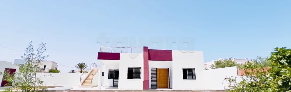 Maison Haut Standing sur 1031 m2 à la Chebba