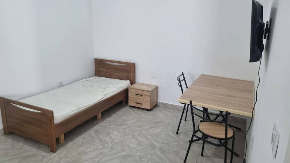 Particulier met en location un S+0 meublé neuf au 2ᵉ étage, situé à France Ville, près de Paris Dauphine. 📞 Pour plus d’informations, merci d’appeler 20 13 09 25.