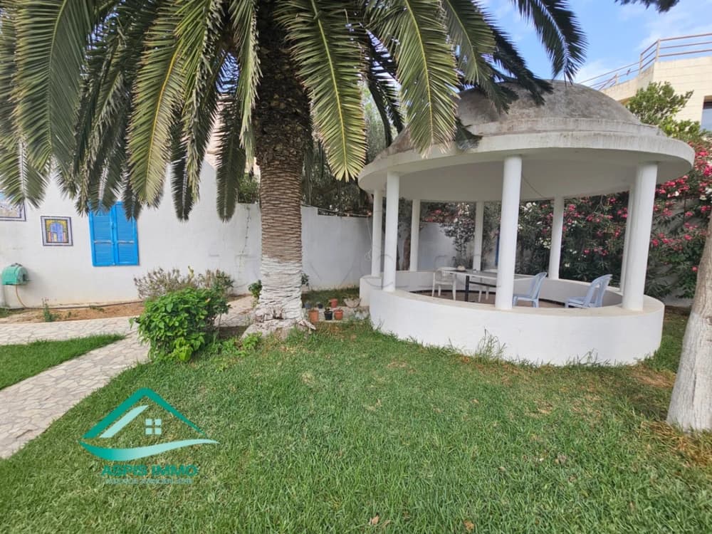 Maison 743 m² à Fatha 2 Kelibia