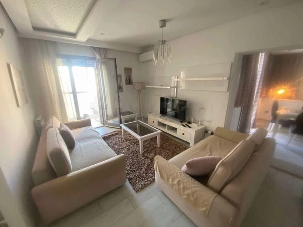 📍MENZAH 9 C : APPARTEMENT S+2 RICHEMENT MEUBLÉ À LOUER