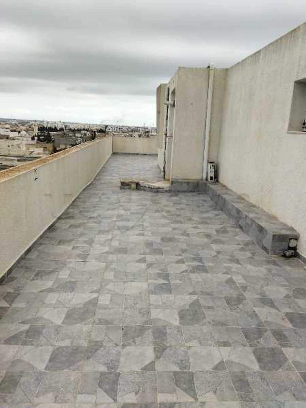 à louer un appartement s2 à cité Essahafa 