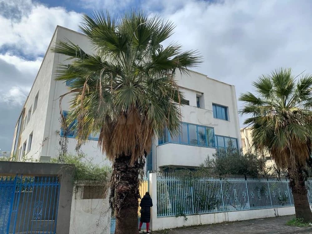 local administratif à louer :administration,école,centre santé.