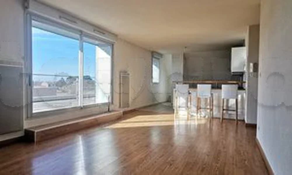 1 Etage villa à louer Mghira