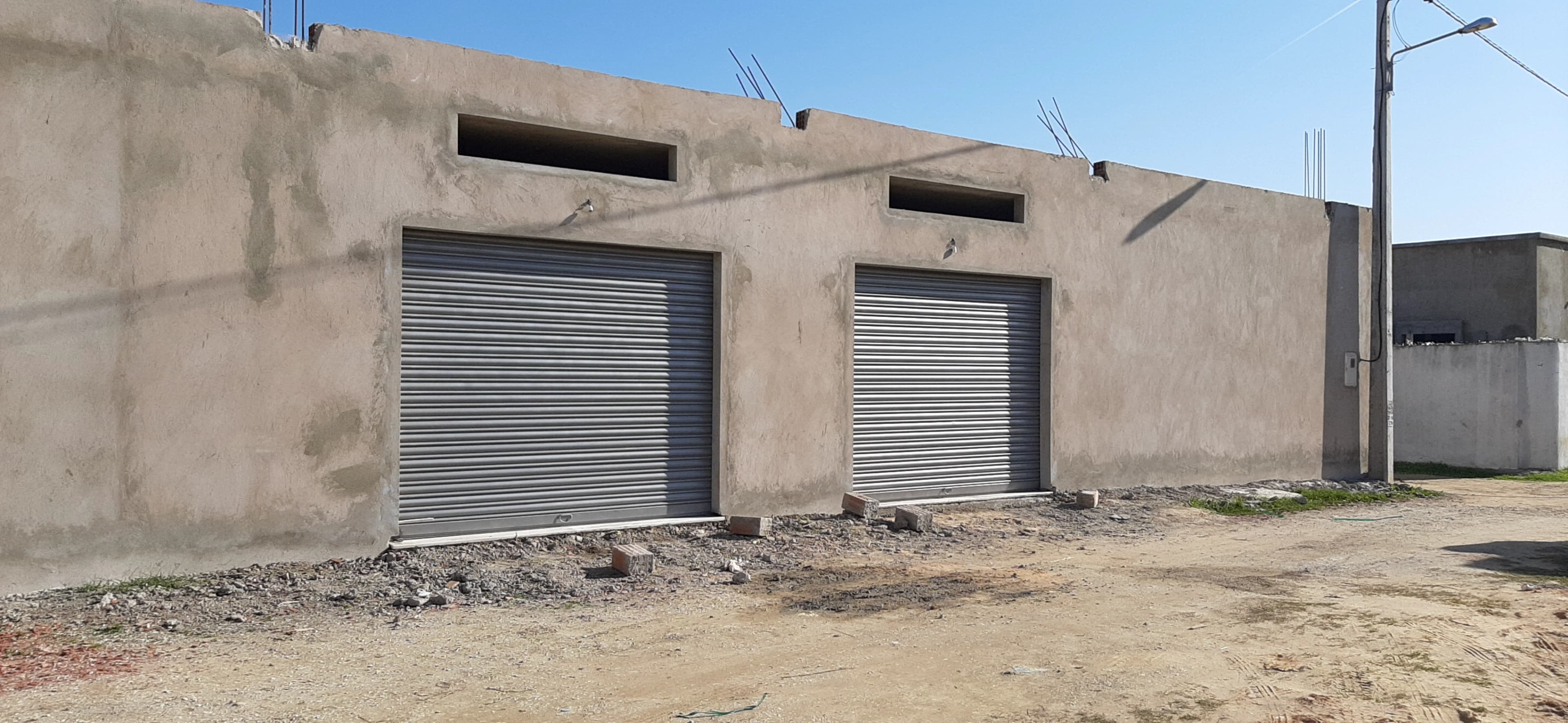 A louer un grand dépôt 