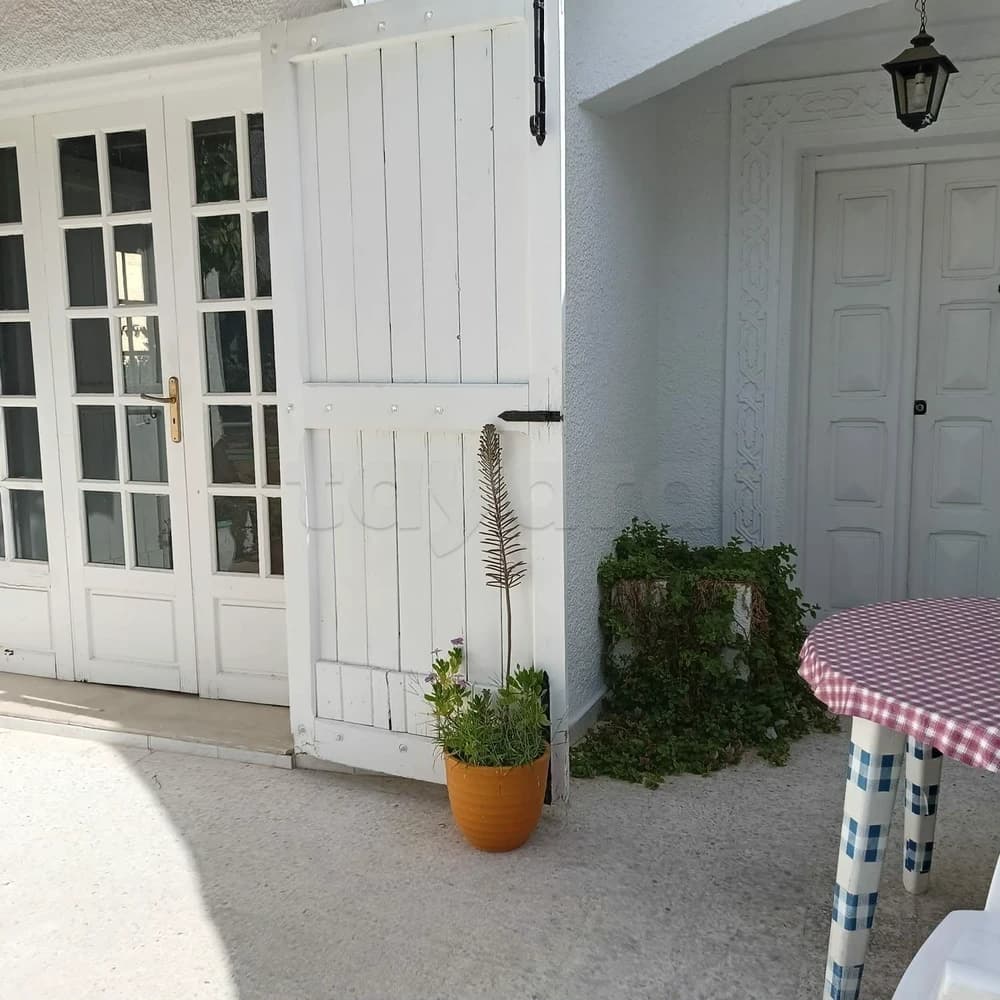 Rez de chaussée s2 meublé a el manzah 8 wb2029