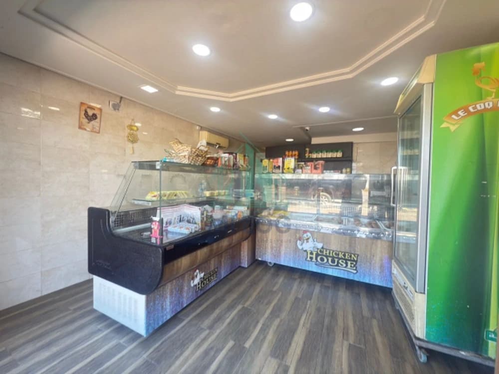 Mazeraa équipée 24m²  à vendre Fond de Commerce a Morneg