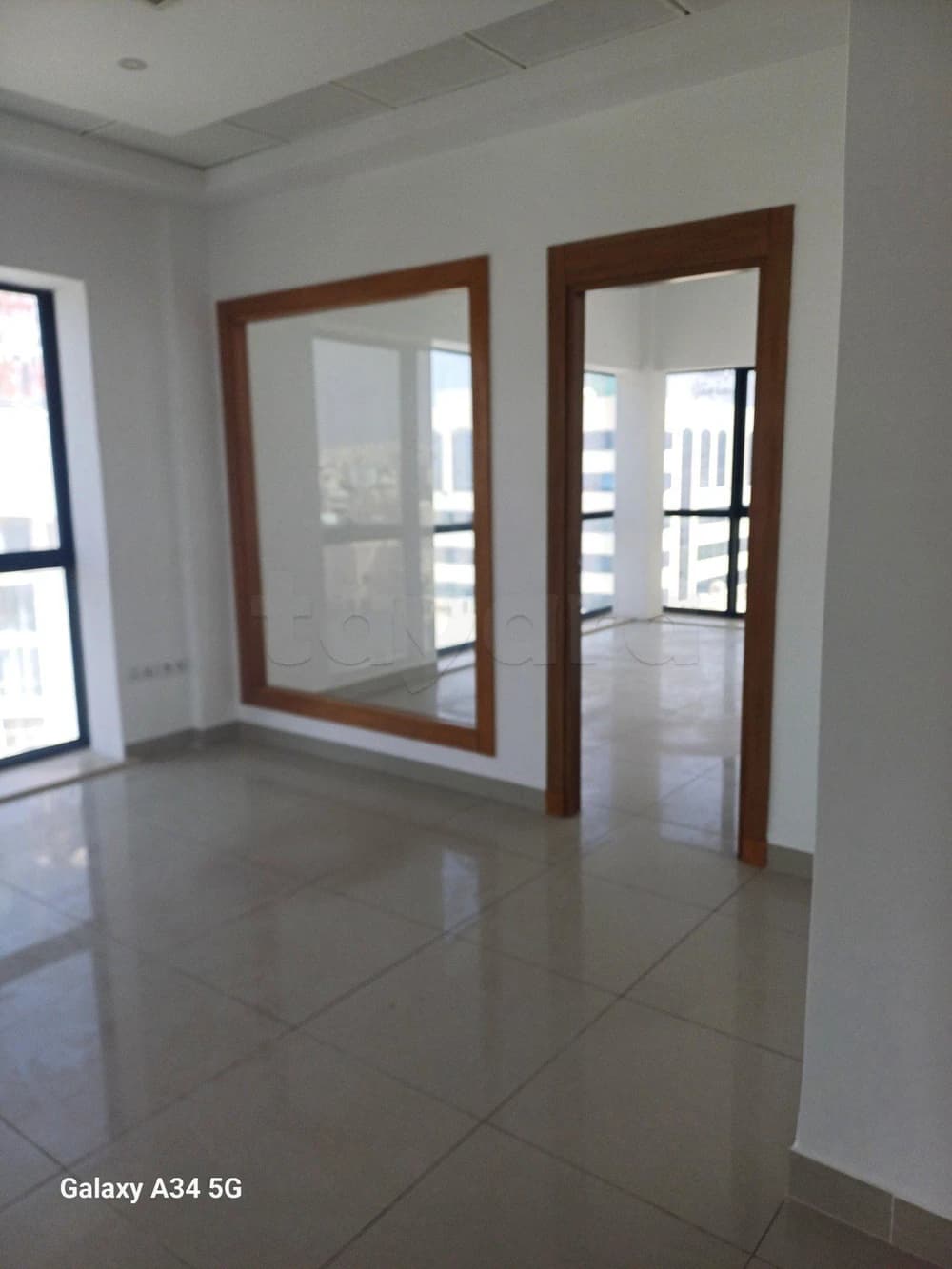 LOCATION BUREAU DE 158 M2 AU CENTRE URBAIN NORD 