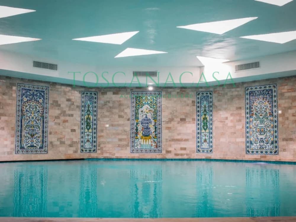 À louer – S+2 meublé de luxe – Rez-de-chaussée – Hammamet – 180 m²