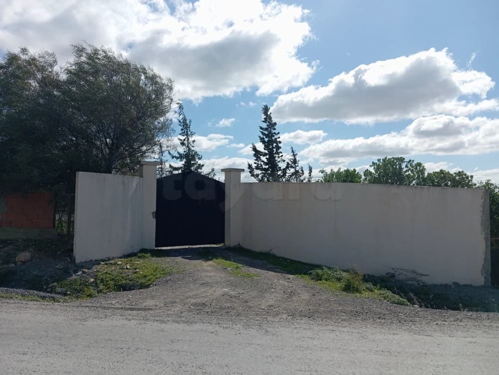 Ferme agricole à vendre à Bir Mcherga