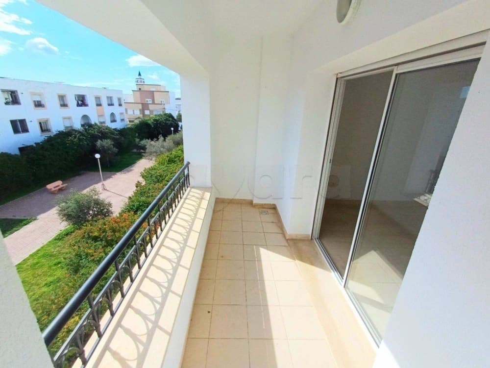 A Louer S+2 vide à Soukra (Dar Fadhal, Residence Farah)