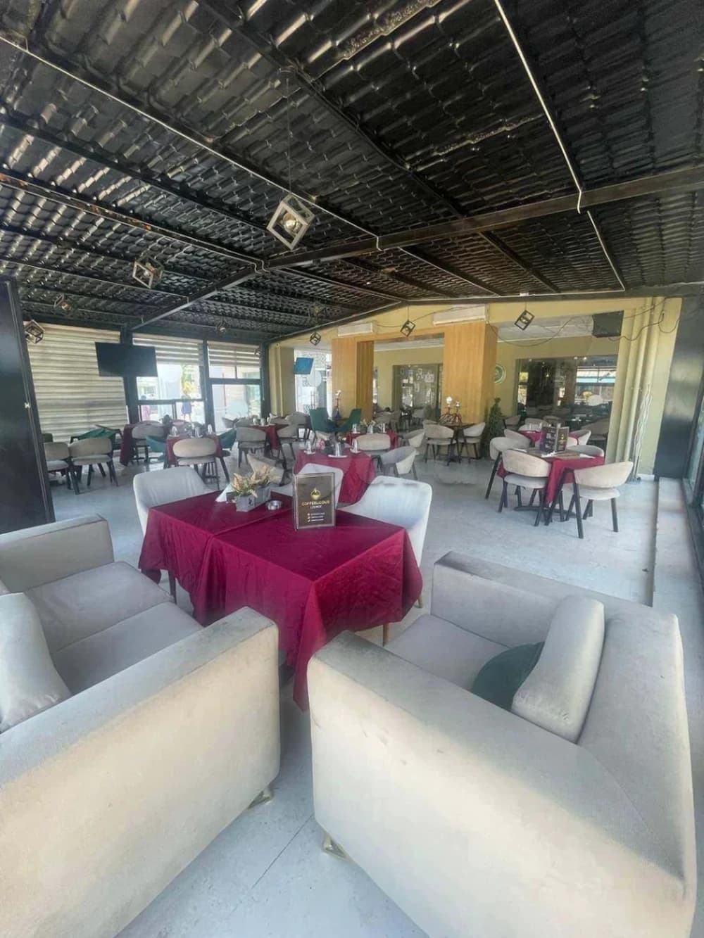 Jardins Laouina salon de thé à vendre F. de C.