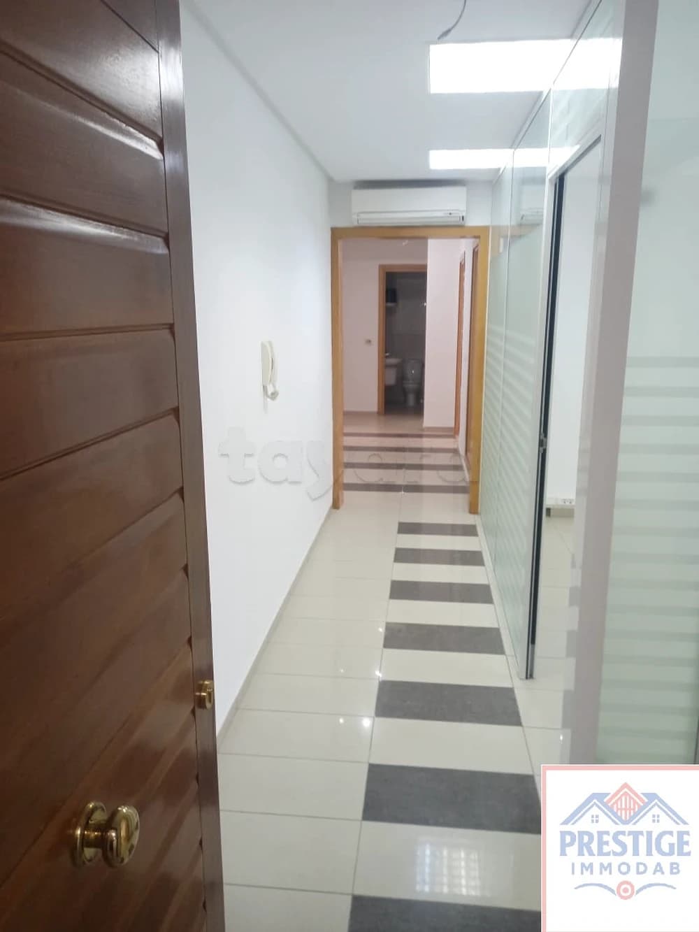 À louer – Bureau H+6 au Lac 1