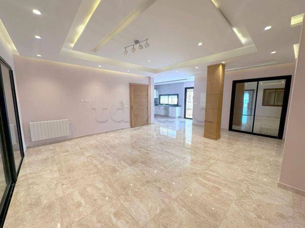 Appartement s+2 en location 