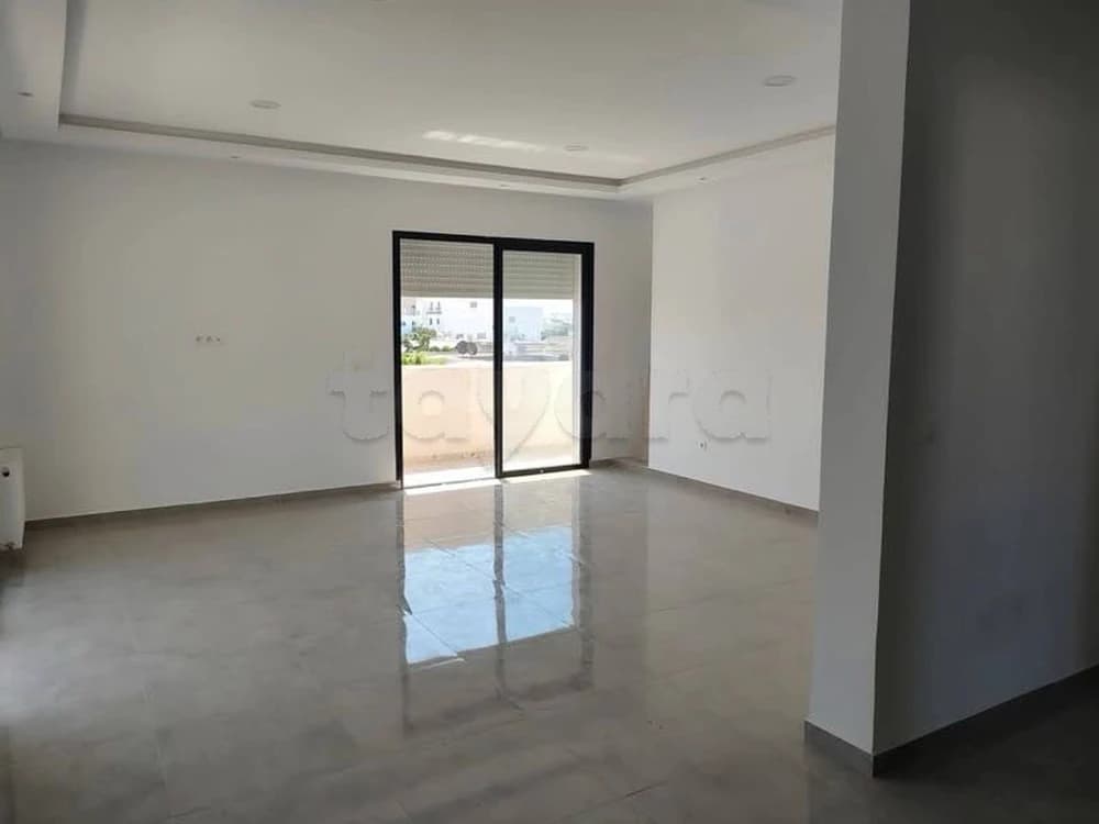 À louer un appartement S+2 avec terrasse 