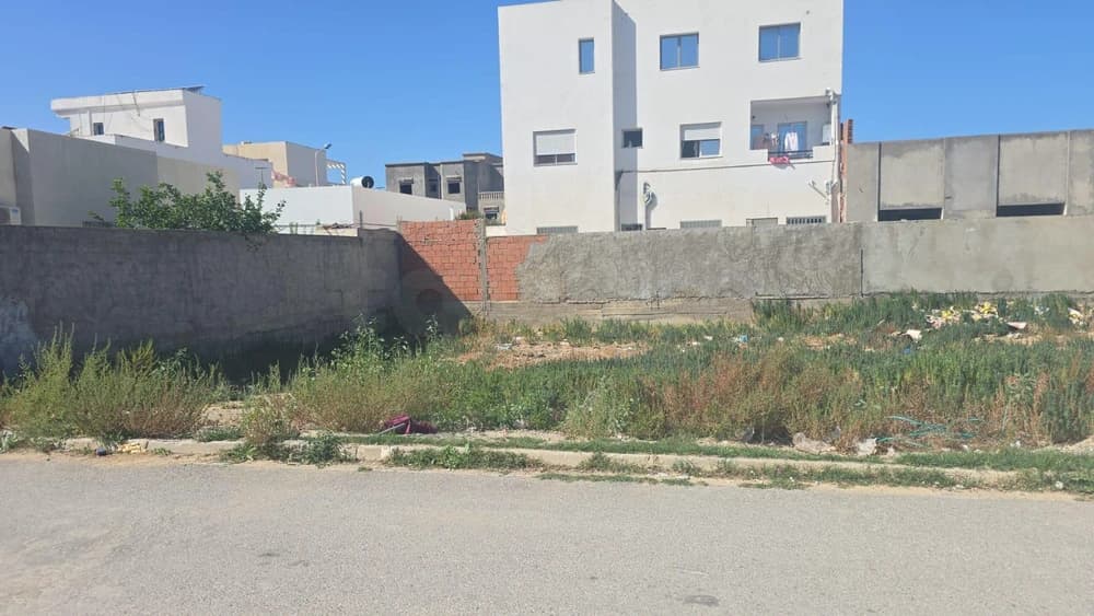 Terrain  de 258m² à borj cedria