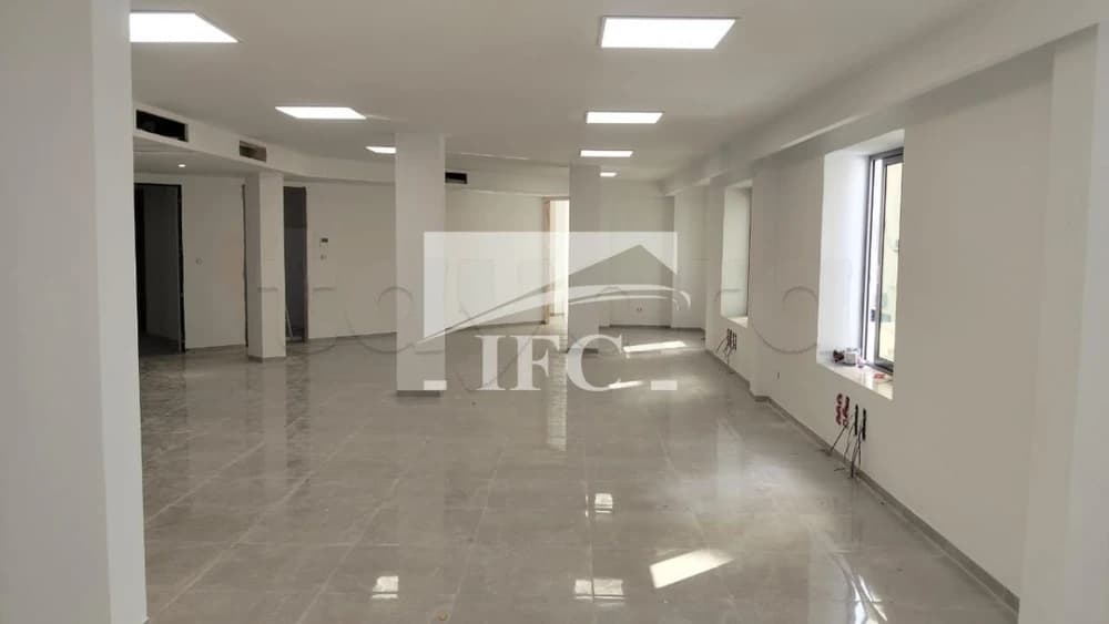 Bureau en 2 espaces-200m²-Lac 1–IFCL1350