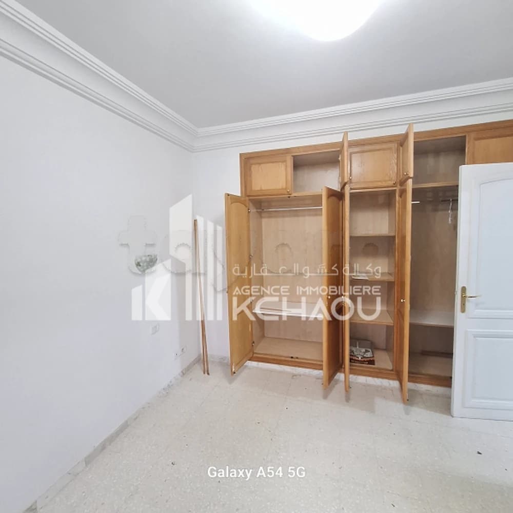 a louer s1 a ennasr 2 pres kiosque total 