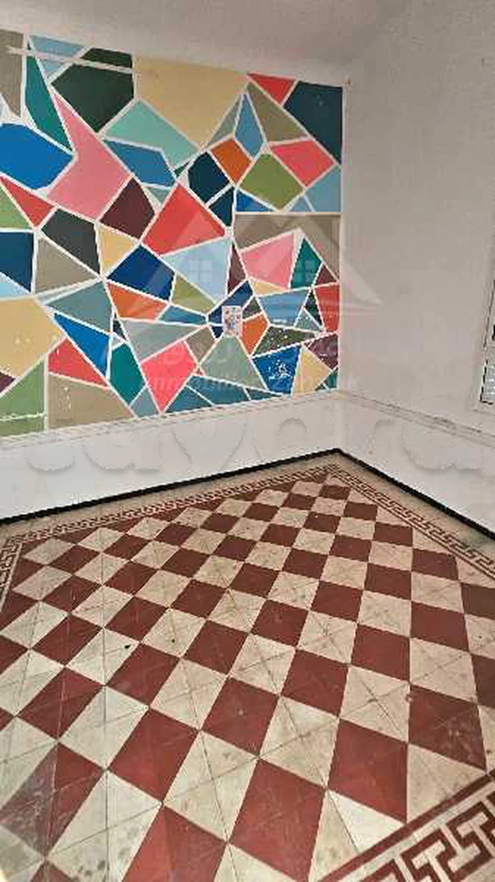 apparemment rez-de-chaussée avec entrée indépendante centre-ville bizerte 