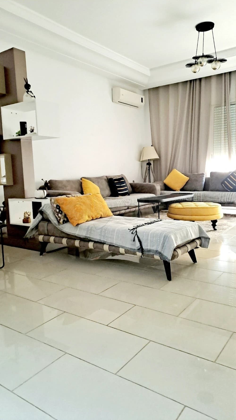 Particulier L S4 meublé Neuf Cité Palmeraies à l'année 