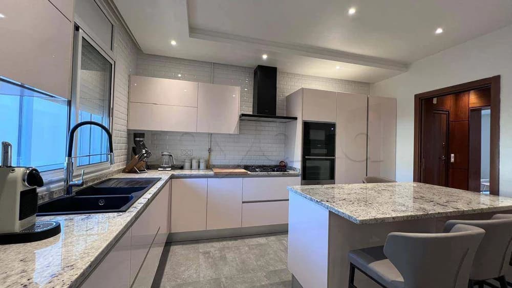 À Vendre Magnifique Appartement S+3 à Lac 2