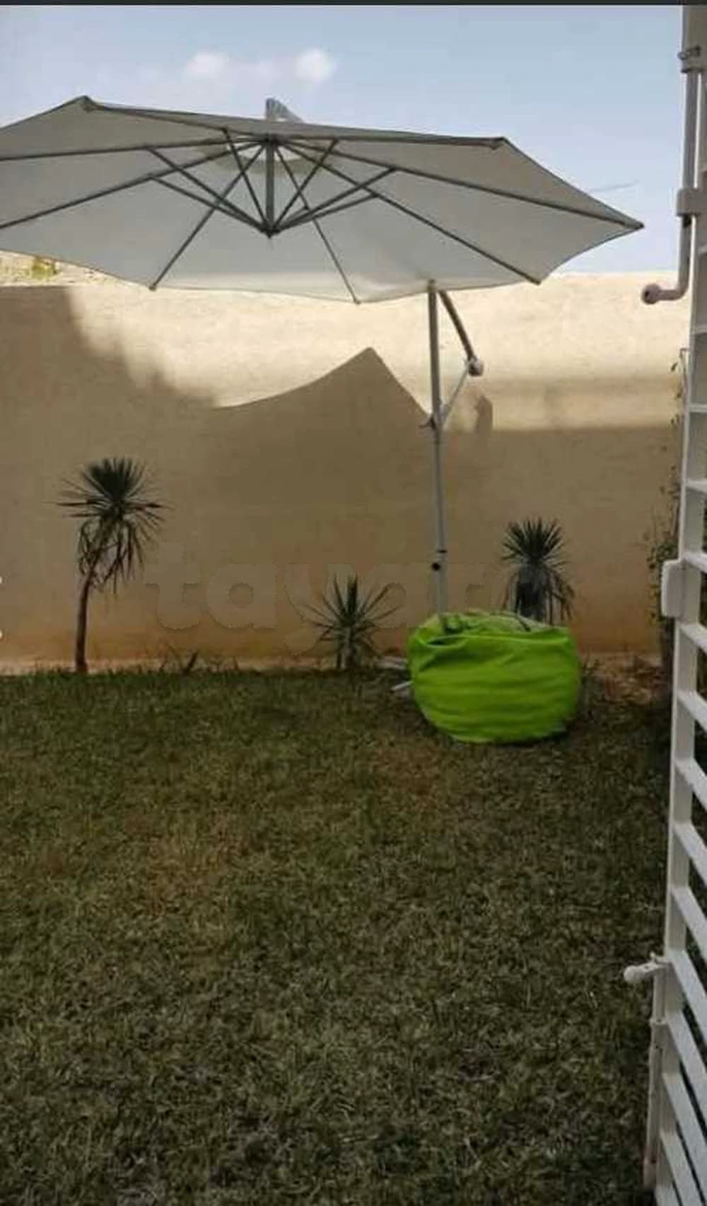 ENNASR 2 : APPARTEMENT S+1 À LOUER 
