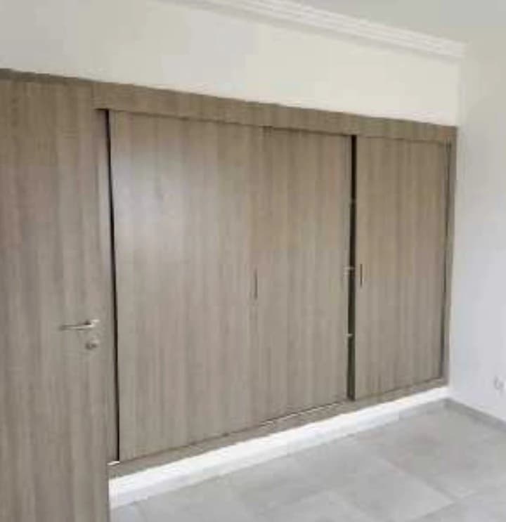 Riadh el andalous à louer s+2 au rdc